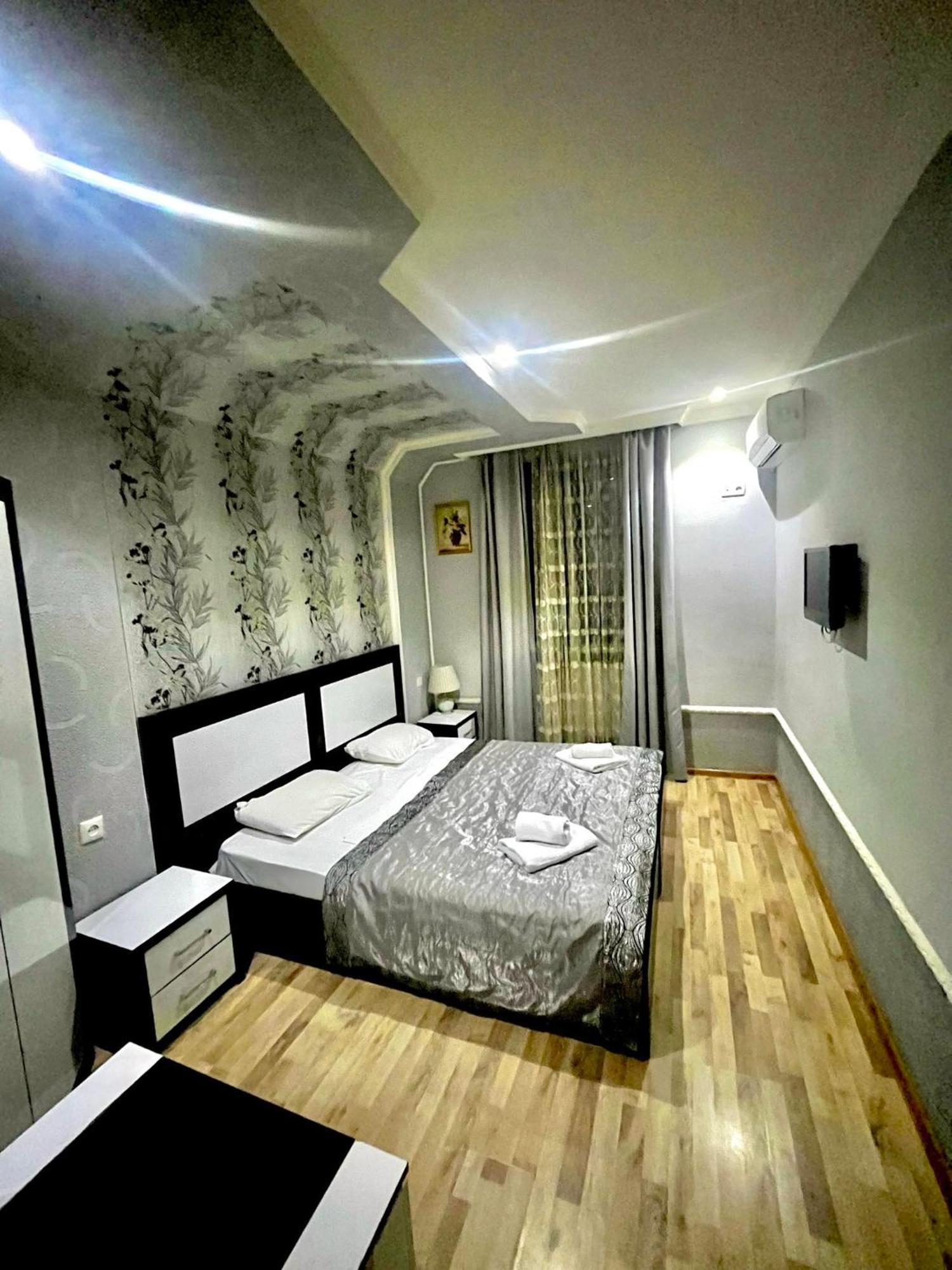 B&B Europa Hotel クタイシ エクステリア 写真