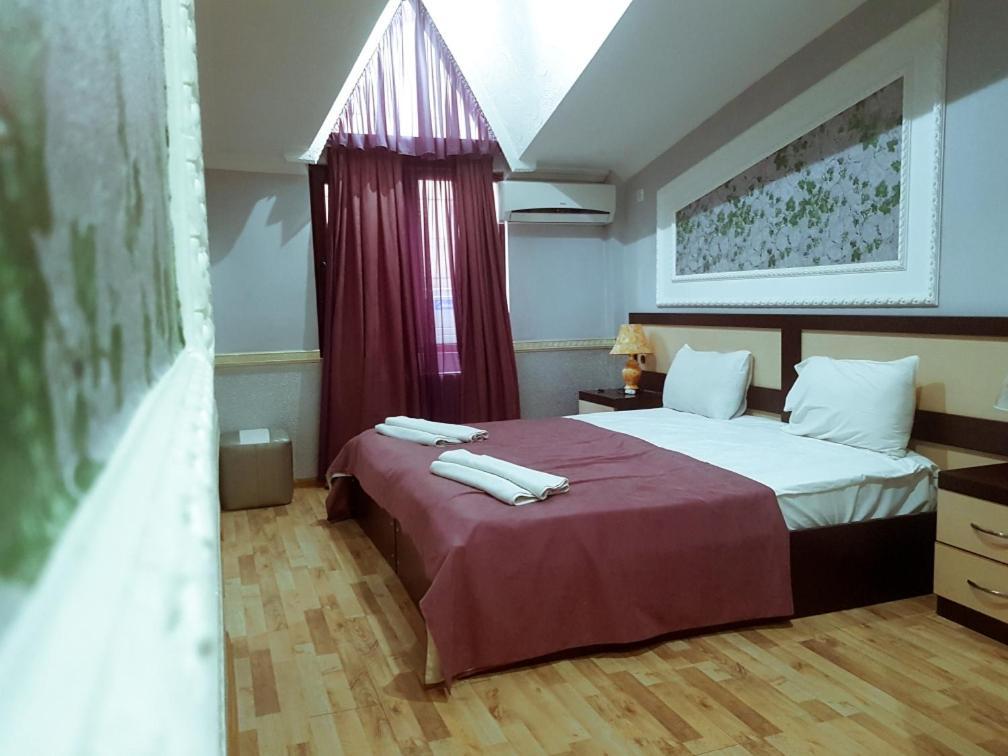 B&B Europa Hotel クタイシ エクステリア 写真
