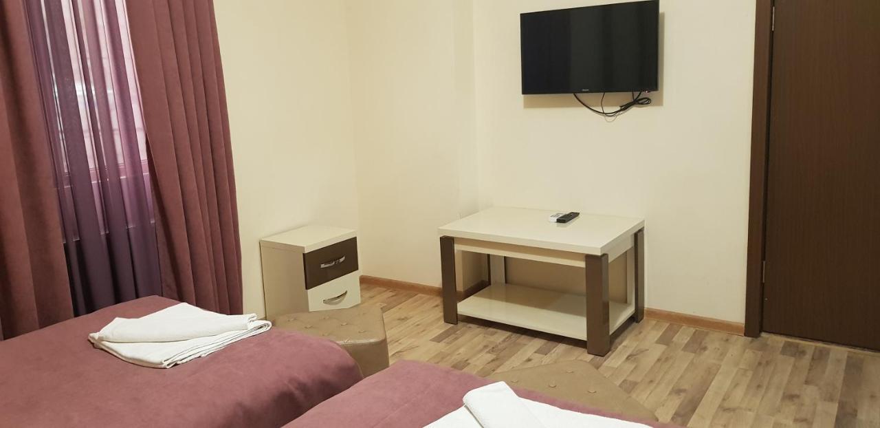 B&B Europa Hotel クタイシ エクステリア 写真
